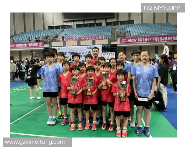 深圳羽毛球队成长之路:一段激励人心的羽毛球纪实故事 深圳羽毛球队成长之路:一段激励人心的羽毛球纪实故事