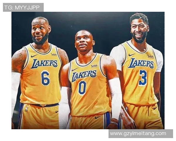 上海篮球队的华丽转身与冠军赛背后的奋斗故事 上海篮球队的华丽转身与冠军赛背后的奋斗故事