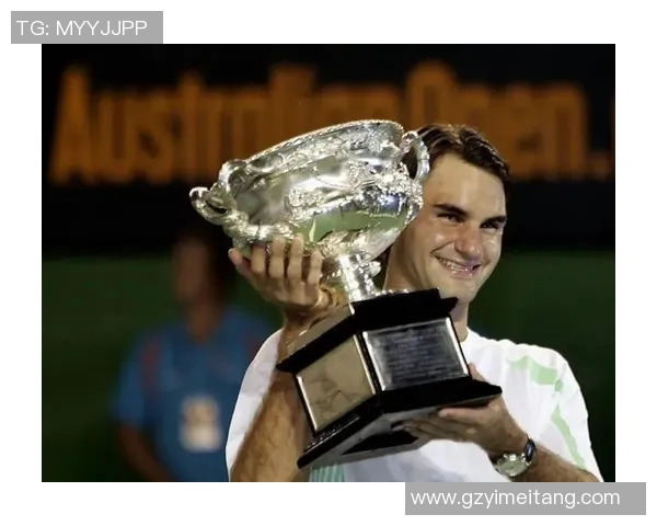 蓝色军团意大利足球明星的辉煌历程与传奇瞬间回顾